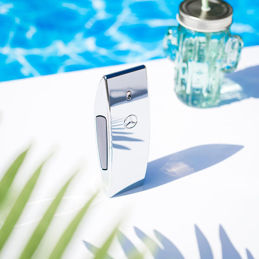 Mercedes-Benz Club - Fragancia elegante - Sensual notas aromáticas amaderadas - Hipnotiza los sentidos con el espray original de lujo para hombre Eau De Toilette - 3.4 oz